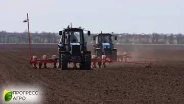 В Прогресс Агро начали сев подсолнечника и кукурузы раньше обычного