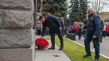 Гендиректор ПТЗ Сергей Серебряков почтил память героев Великой Отечественной Войны