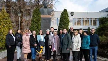 Профессорско-преподавательскому составу ВГАУ провели экскурсию по лабораториям отдела биотехнологии и отдела технологии и биохимии зерна